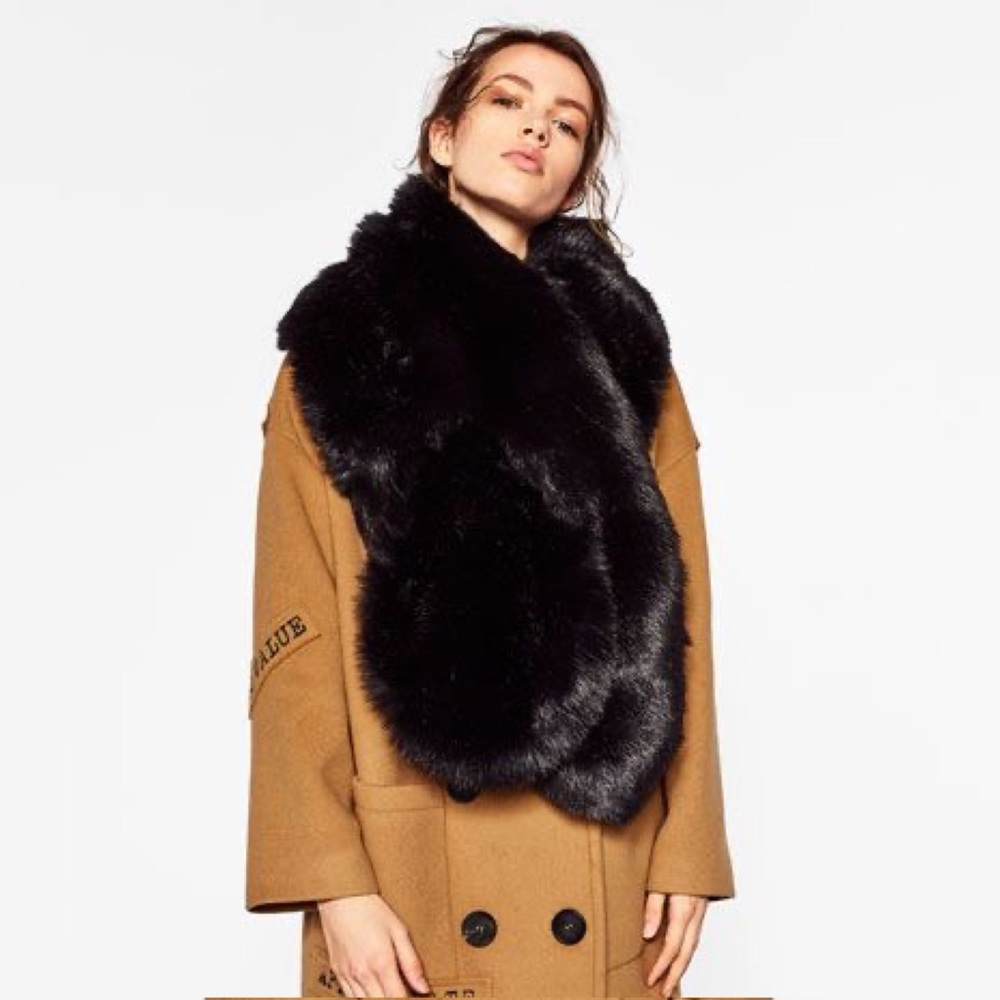 Zara Women's Faux Fur Stole Scarf